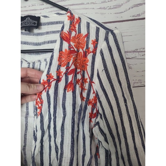 Angie White Gray Striped Embroidered Floral Guaze Boho Top Womans Size Large - Picture 3 of 8